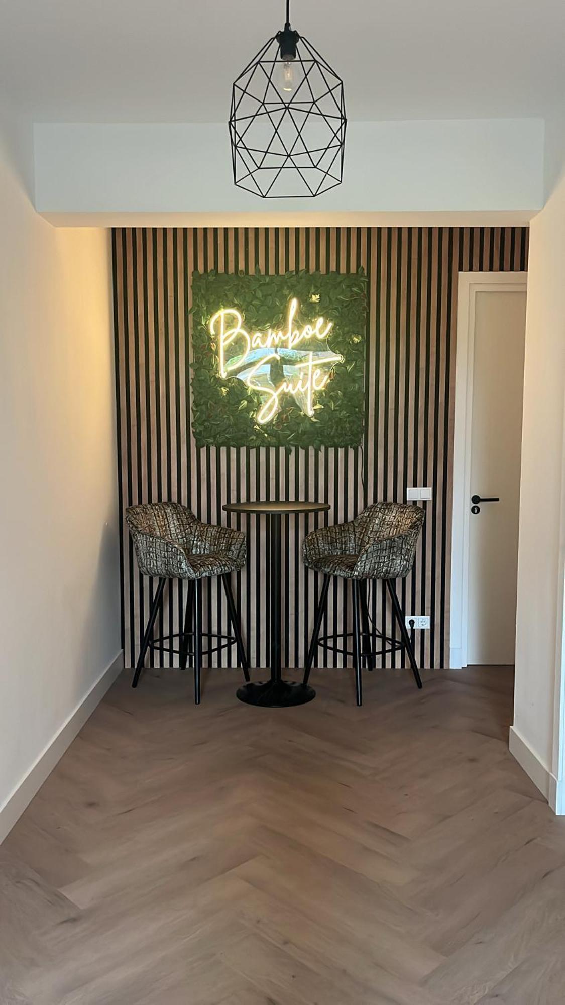 Bamboe Suite Bentveld Met Ligbad En Gratis Parkeren Exterior photo