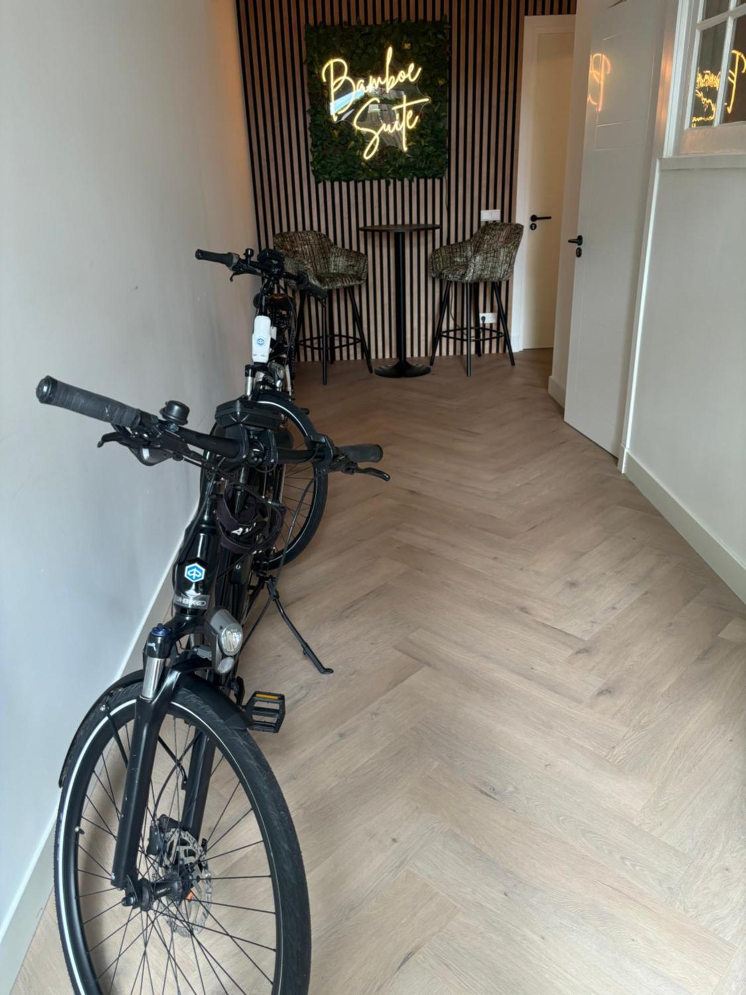 Bamboe Suite Bentveld Met Ligbad En Gratis Parkeren Exterior photo